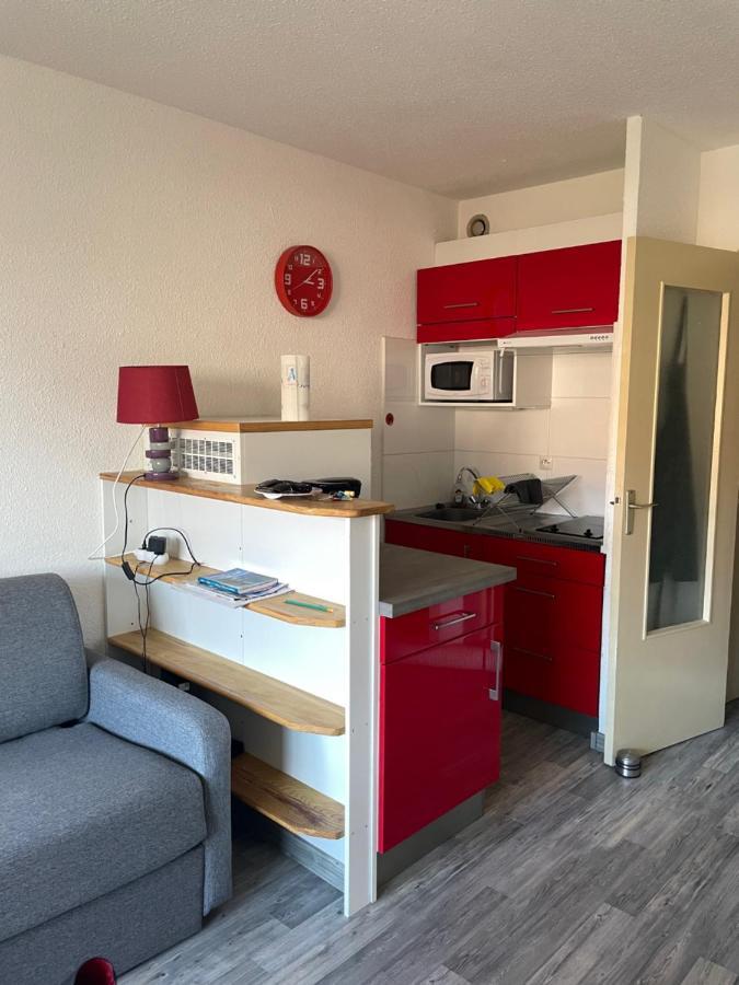 Frejus, Dans Avec Piscine Apartment